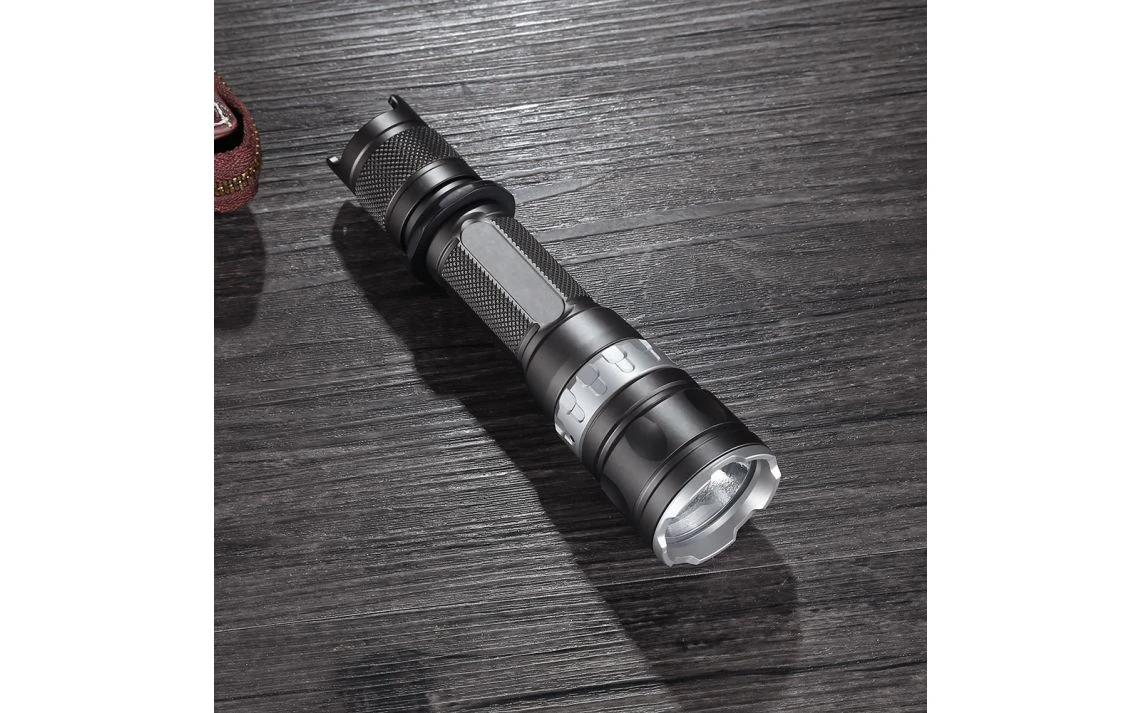 JETBeam RRT2 Raptor Compact 2080 Lumen Tactical LED Torch - Image 3