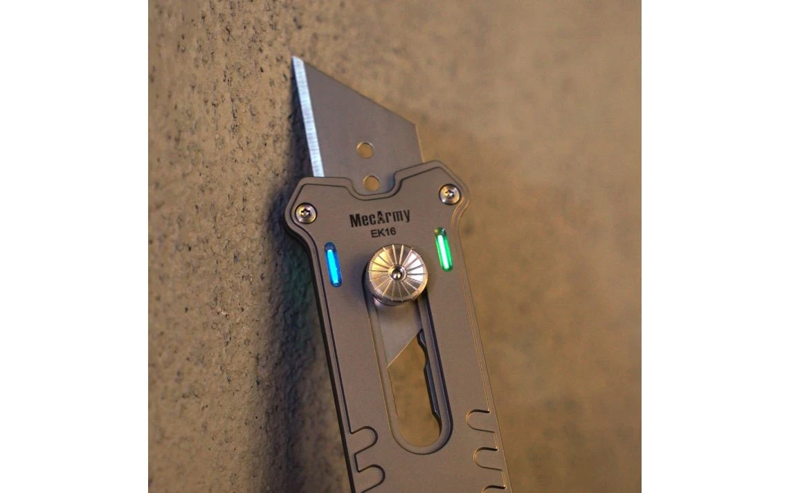 MecArmy EK16 Titanium Or Copper Utility Knife - Image 8